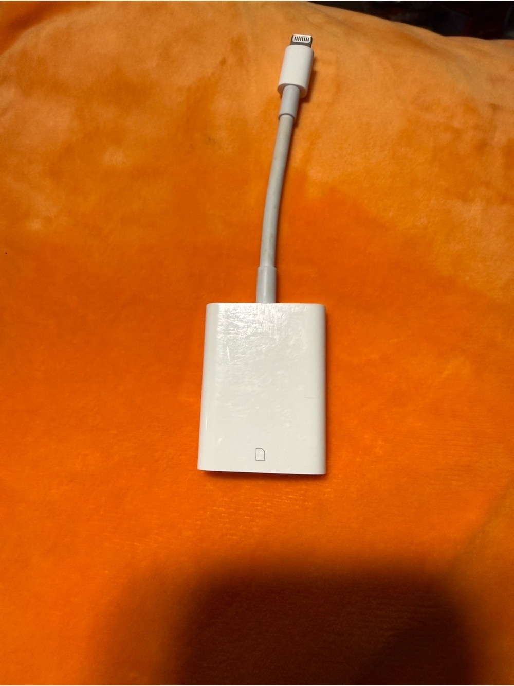 Apple White Lightning to SD Card Reader Adapter